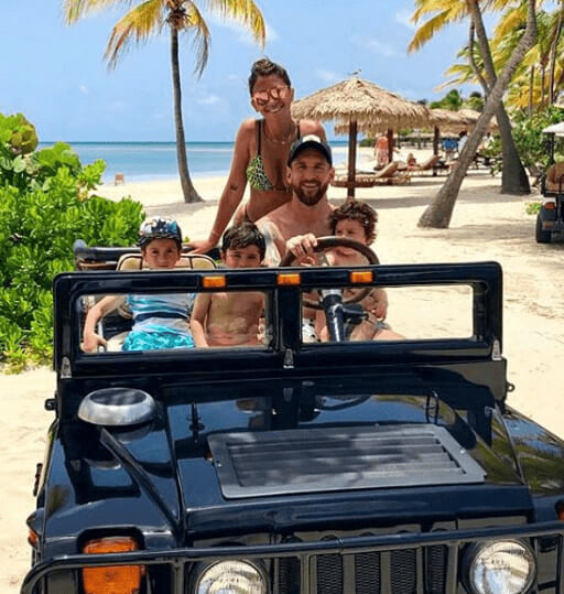 Thiago Messi Roccuzzo Vacation With Family